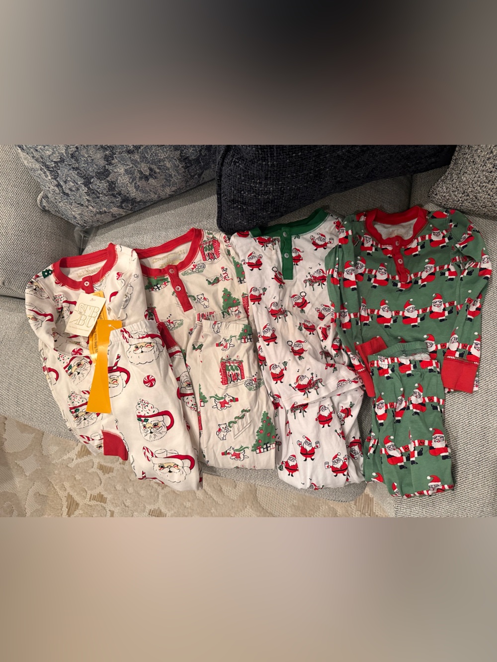 Kids Holiday Santa Print Cotton Pajamas - Red & Green